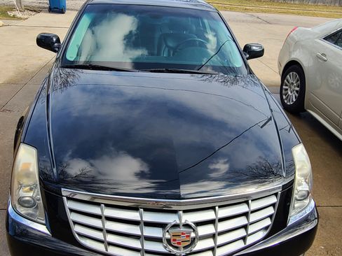 Used 2008 Cadillac DTS image 11