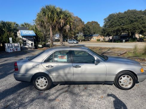 Used 1997 Mercedes-Benz C 230 C 230 Sedan 4D image 2