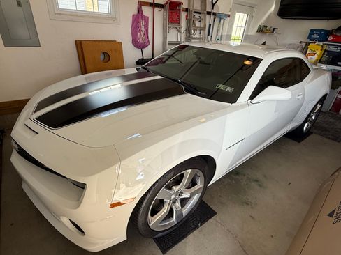 Used 2010 Chevrolet Camaro SS w/ RS Package image 17