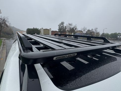 Used 2015 Land Rover LR4 HSE image 17