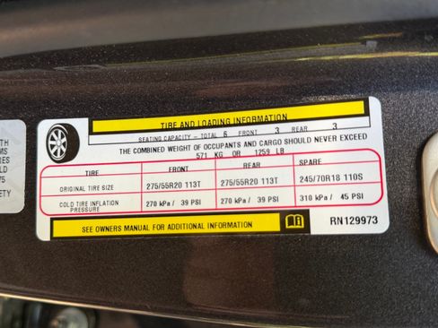 Used 2024 RAM 1500 Laramie AWD/4WD image 27