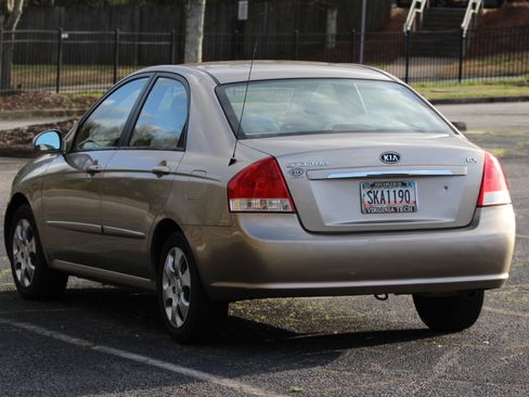Used 2007 Kia Spectra EX image 9