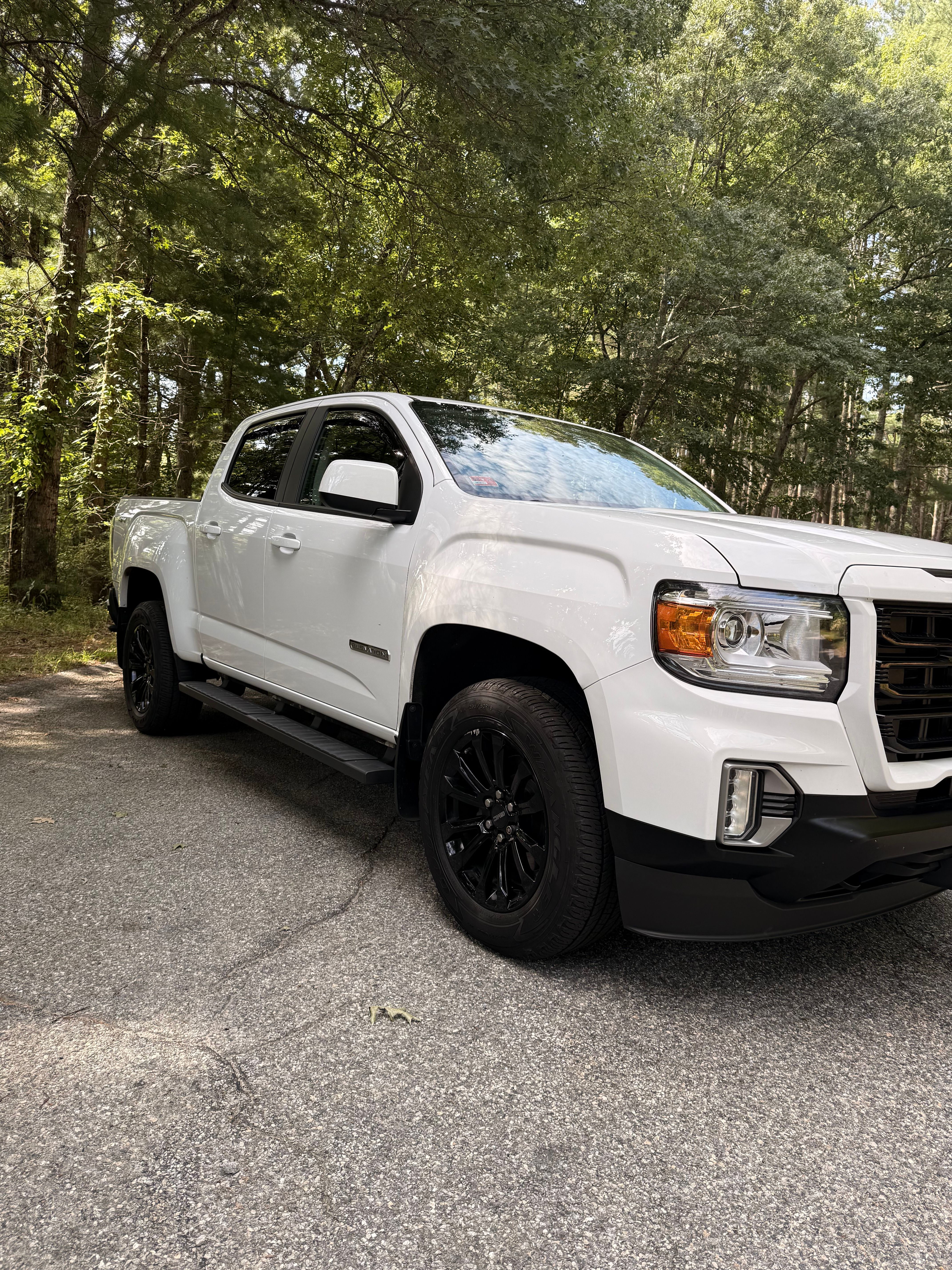 Used 2022 GMC Canyon Elevation w/ Trailering Package AWD/4WD image 4