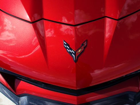 Used 2024 Chevrolet Corvette Z06 RWD image 30