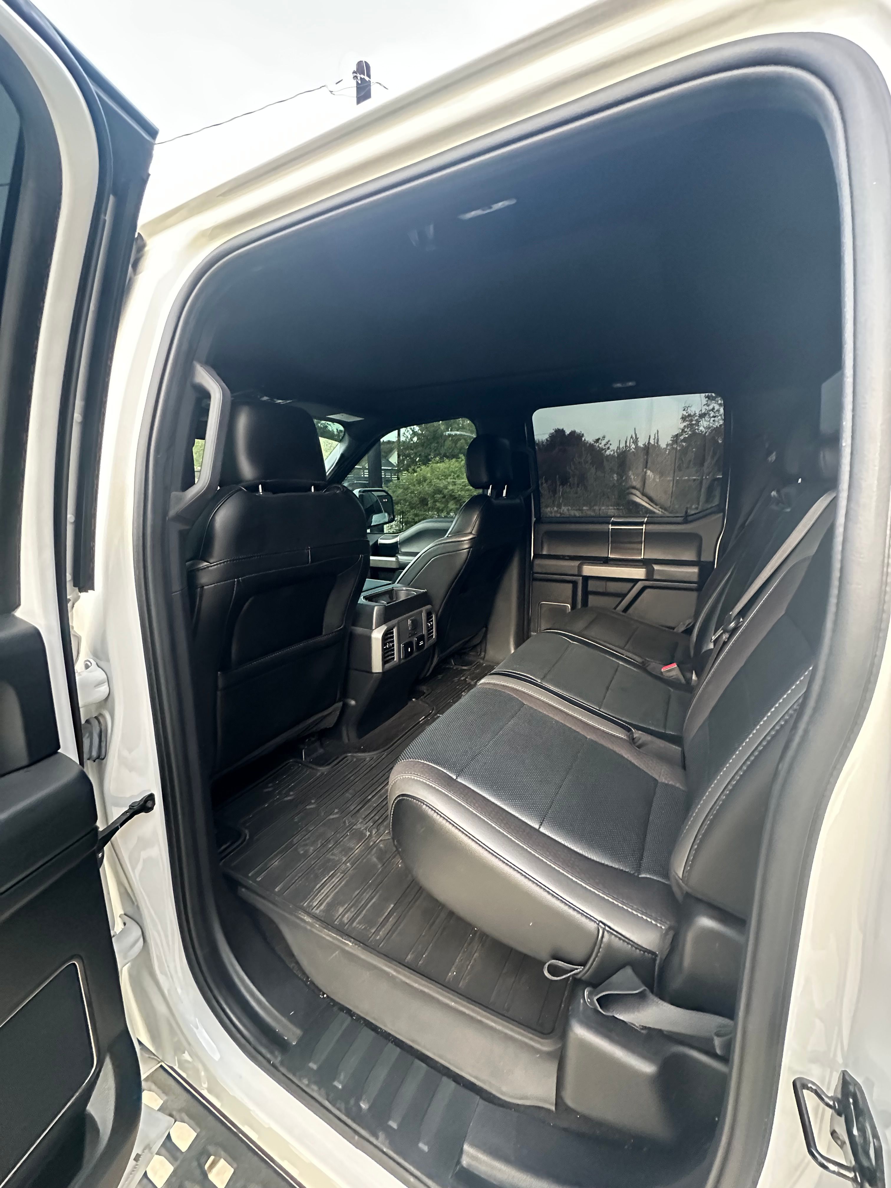 Used 2019 Ford F150 Raptor w/ Equipment Group 802A Luxury AWD/4WD image 11