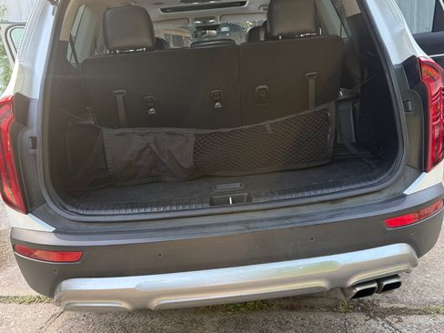 Used 2020 Kia Telluride S w/ S 8 Passenger Seating Package FWD image 15