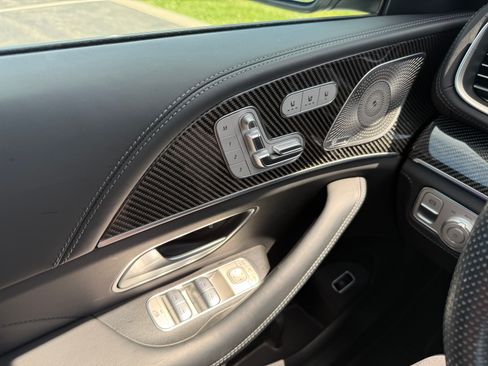 Used 2024 Mercedes-Benz GLS 63 AMG 4MATIC image 13