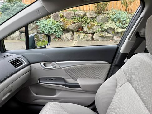 Used 2014 Honda Civic EX image 11