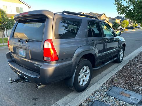 Used 2009 Toyota 4Runner Sport image 4