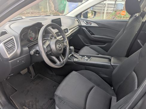 Used 2017 MAZDA MAZDA3 Sport image 9