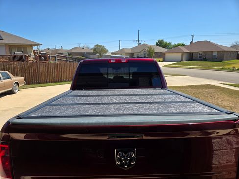 Used 2016 RAM 1500 Lone Star image 12