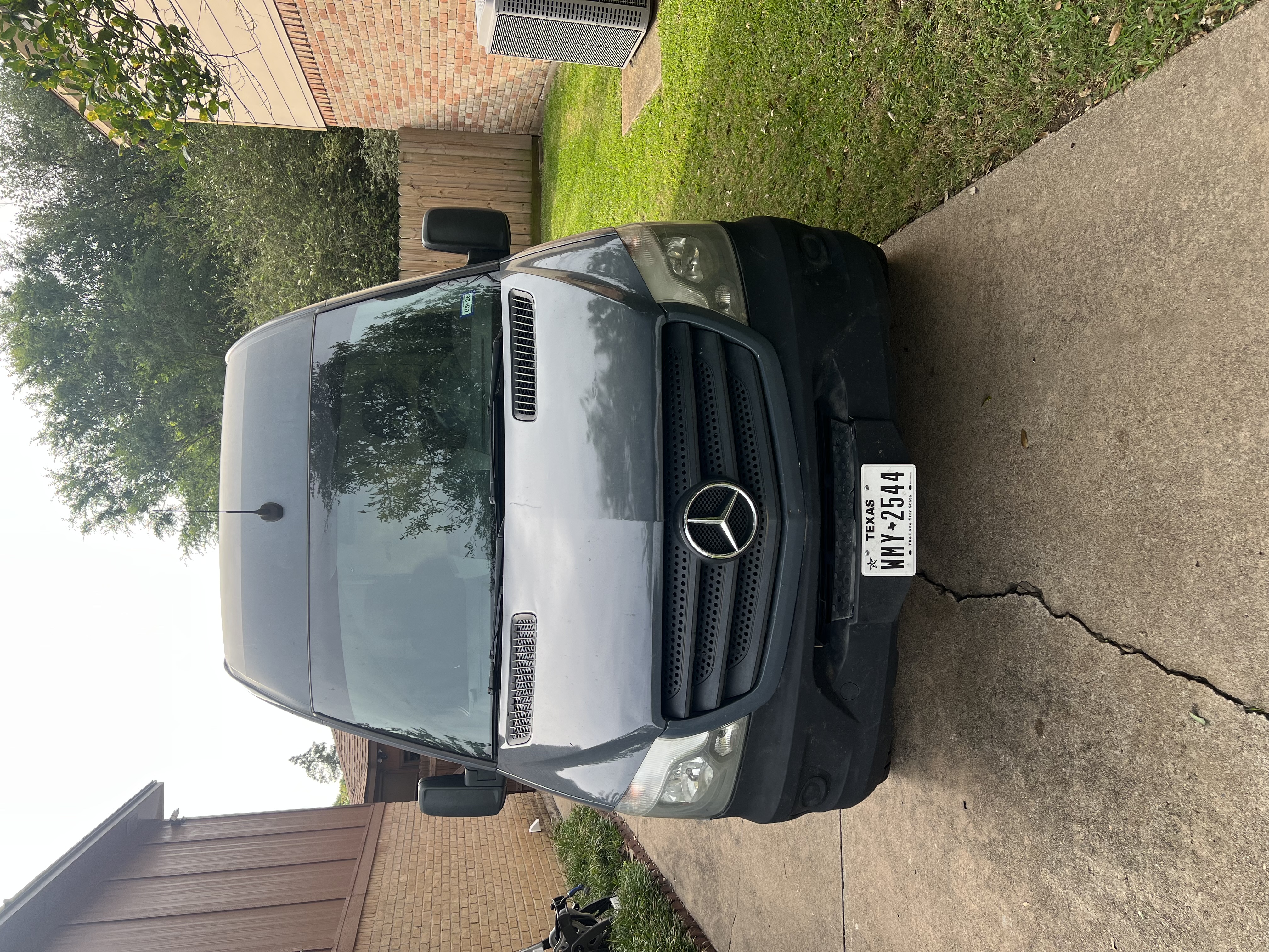 Used 2018 Mercedes-Benz Sprinter 2500 image 1