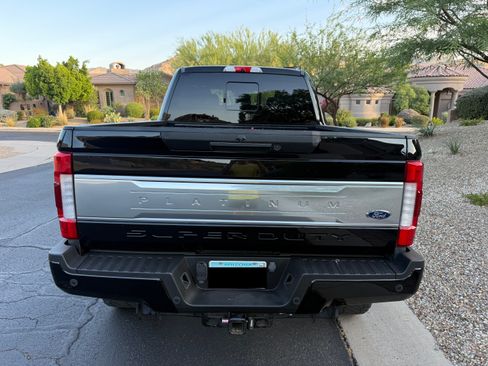 Used 2018 Ford F350 Platinum w/ Platinum Ultimate Package AWD/4WD image 8