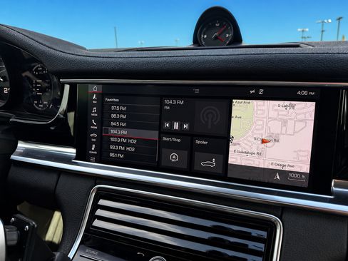 Used 2019 Porsche Panamera 4 AWD/4WD image 8