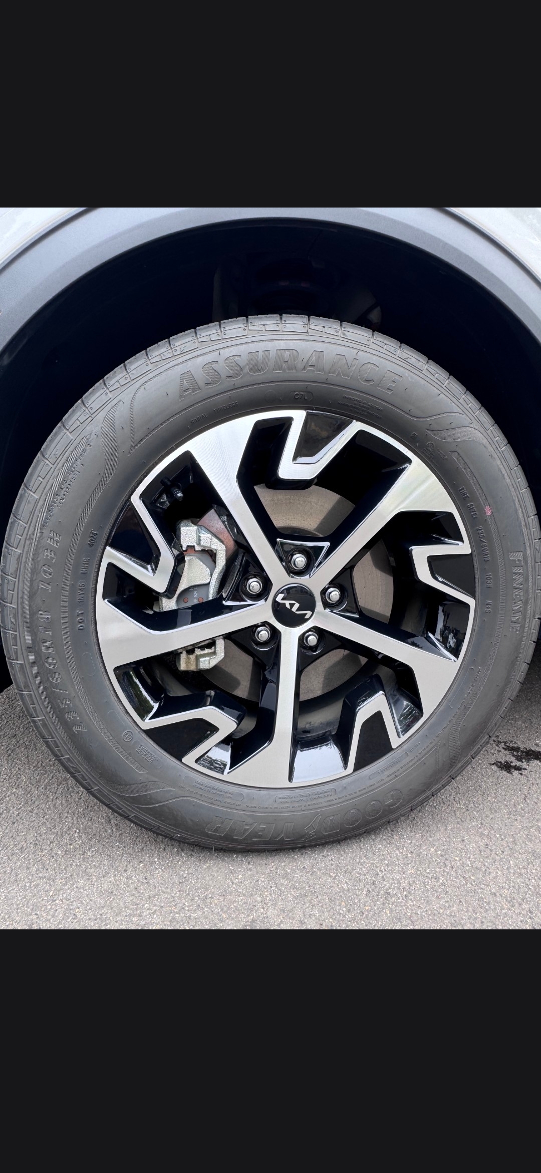 Used 2025 Kia Sportage EX AWD/4WD image 12