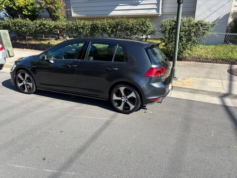 Used 2016 Volkswagen GTI SE w/ Lighting Package (SEL) FWD image 4