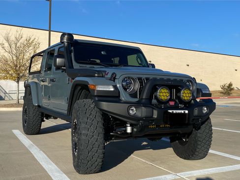 Used 2025 Jeep Gladiator Rubicon image 1