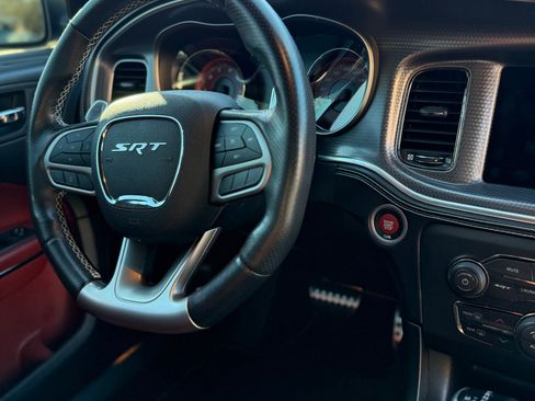 Used 2020 Dodge Charger SRT Hellcat w/ Navigation & Travel Group image 18