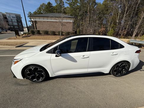 Used 2025 Toyota Corolla FX w/ Convenience Package image 15