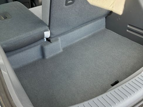 Used 2017 Chevrolet Bolt LT image 15