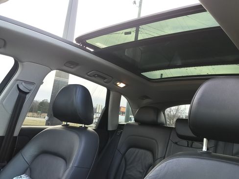 Used 2012 Audi Q5 3.2 Premium Plus image 11