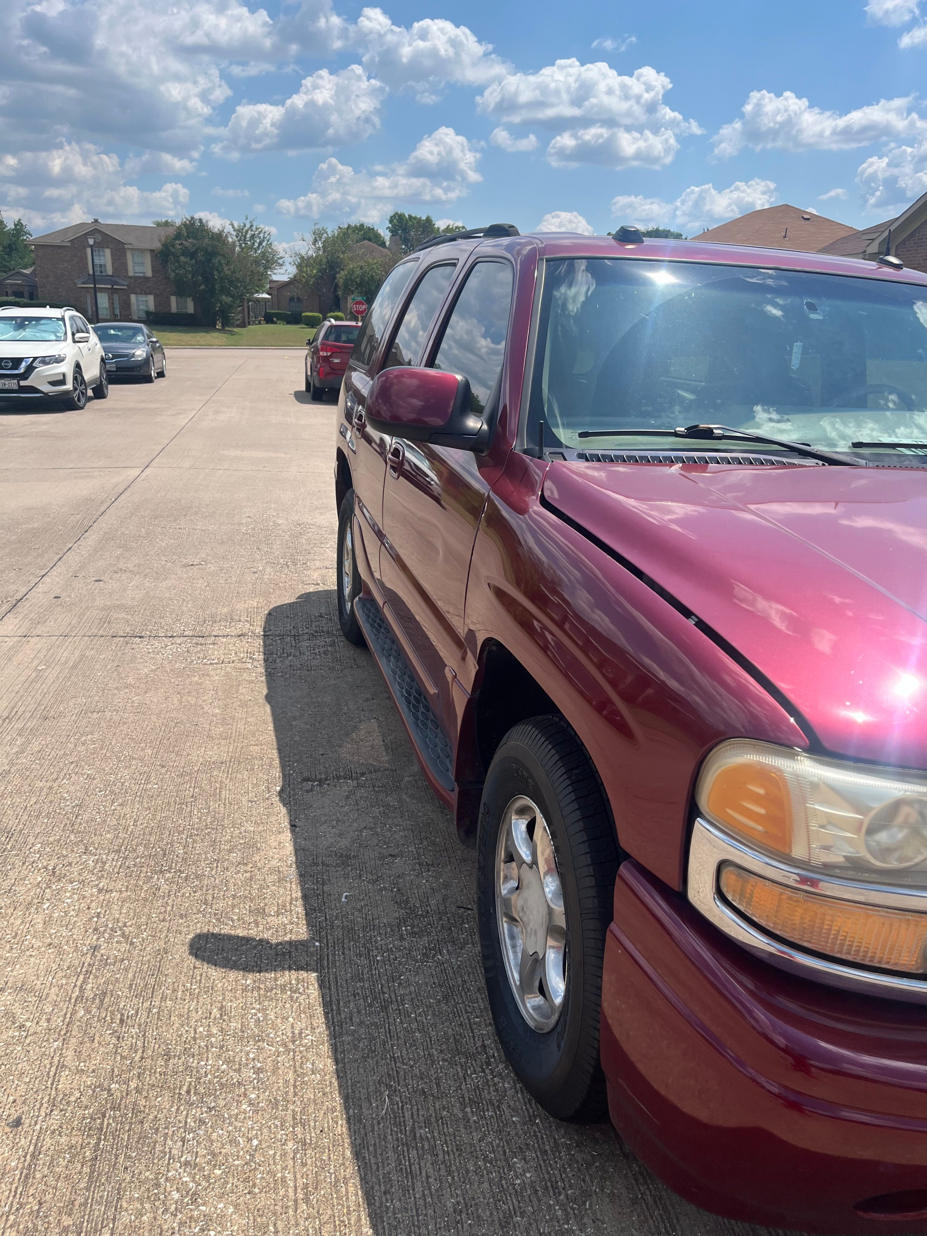 Used 2004 GMC Yukon Denali AWD/4WD image 5