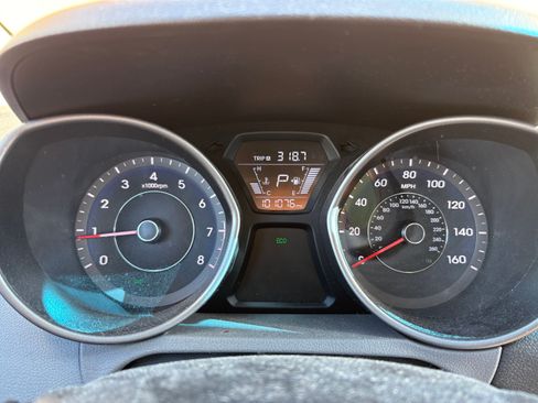 Used 2016 Hyundai Elantra SE image 14