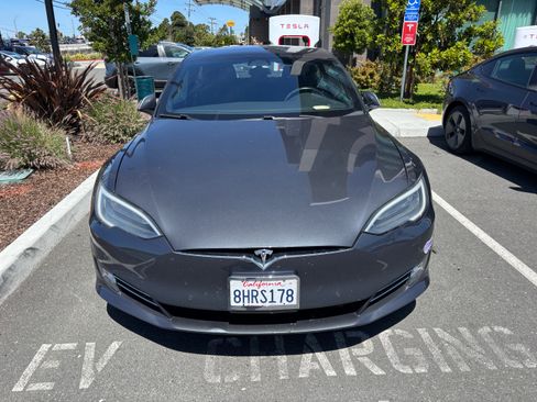 Used 2018 Tesla Model S 100D AWD/4WD image 15