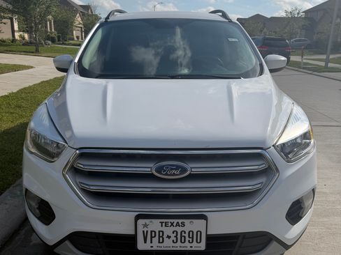 Used 2018 Ford Escape SE image 10
