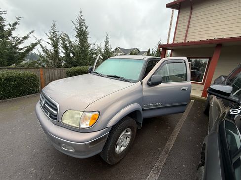 Used 2001 Toyota Tundra Limited image 11