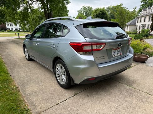 Used 2017 Subaru Impreza 2.0i Premium AWD/4WD image 13
