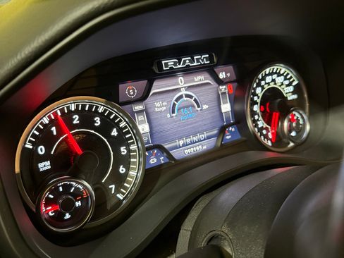 Used 2022 RAM 1500 Big Horn image 10