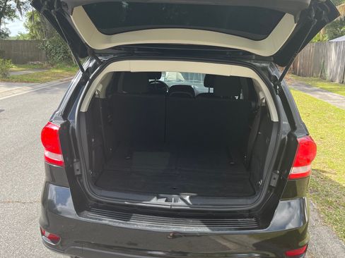 Used 2017 Dodge Journey SXT AWD/4WD image 5