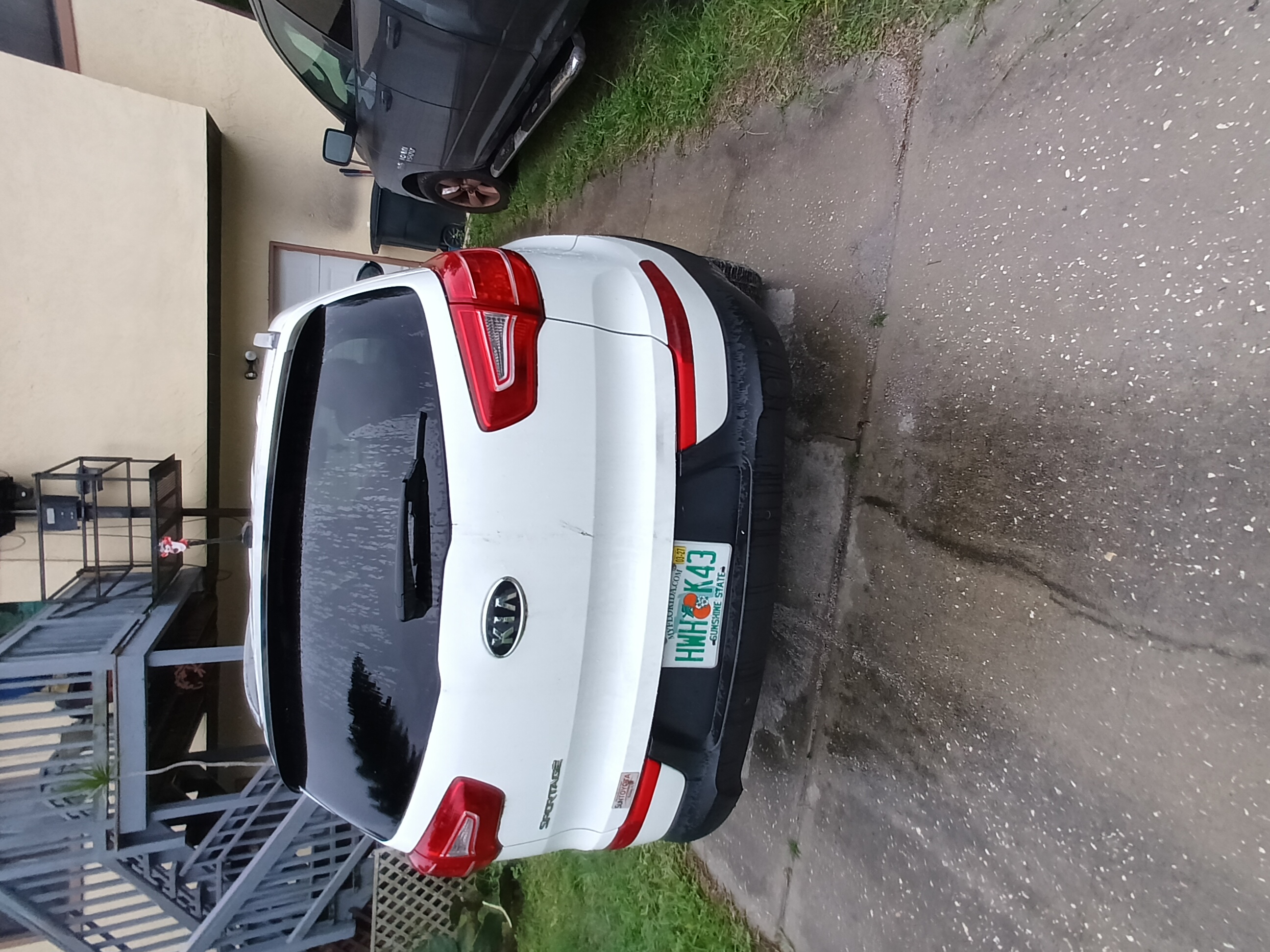 Used 2012 Kia Sportage LX w/ Convenience Pkg AWD/4WD image 2