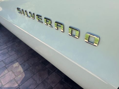 Used 2018 Chevrolet Silverado 1500 W/T w/ Trailering Package image 11