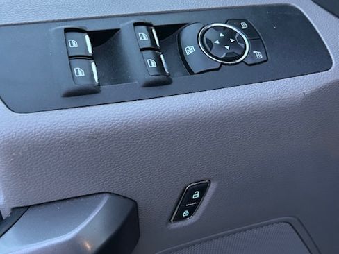 Used 2018 Ford F250 XLT image 31