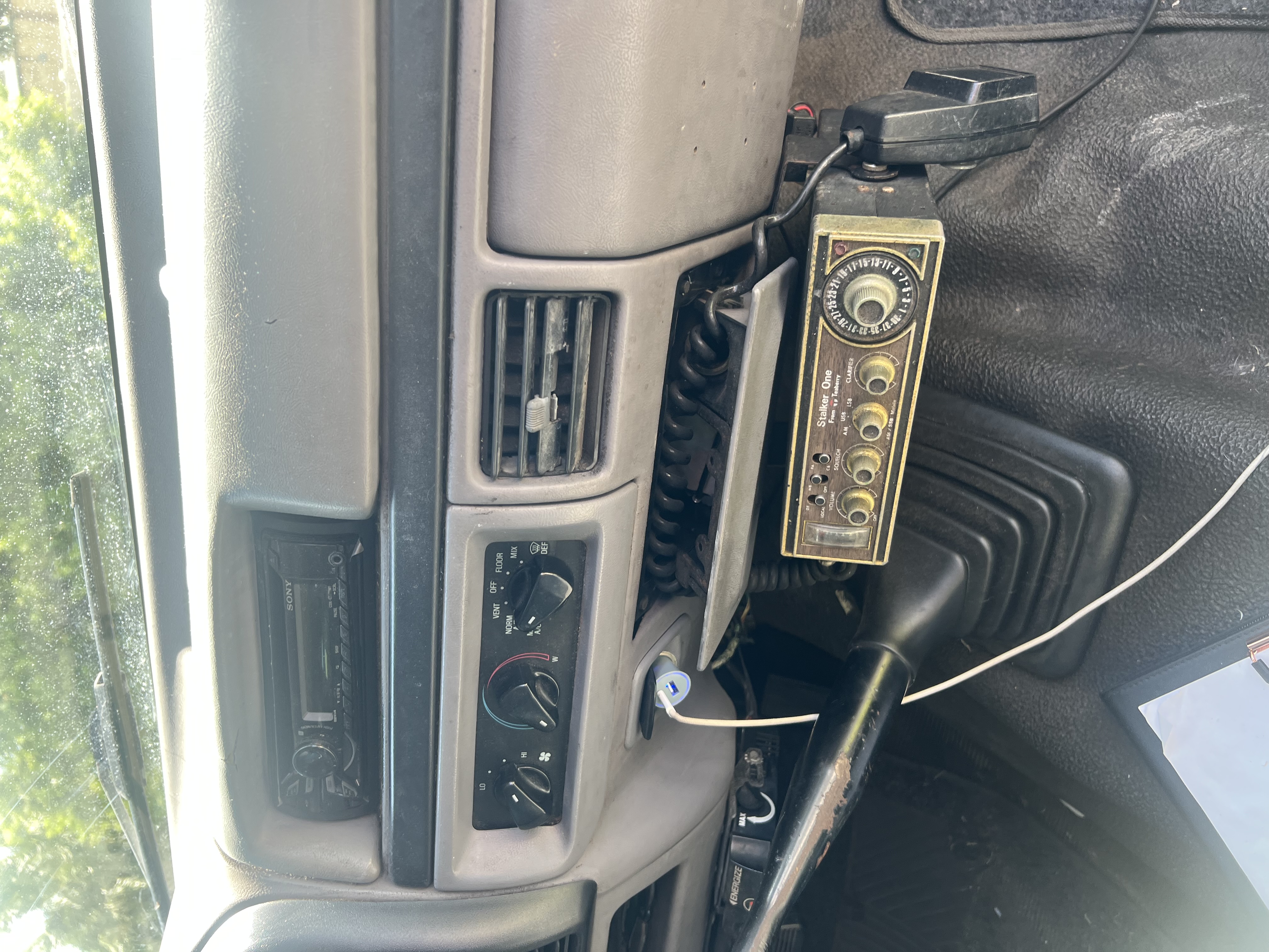 Used 1996 Ford F250 2WD SuperCab image 1