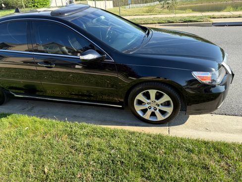 Used 2010 Acura RL image 4