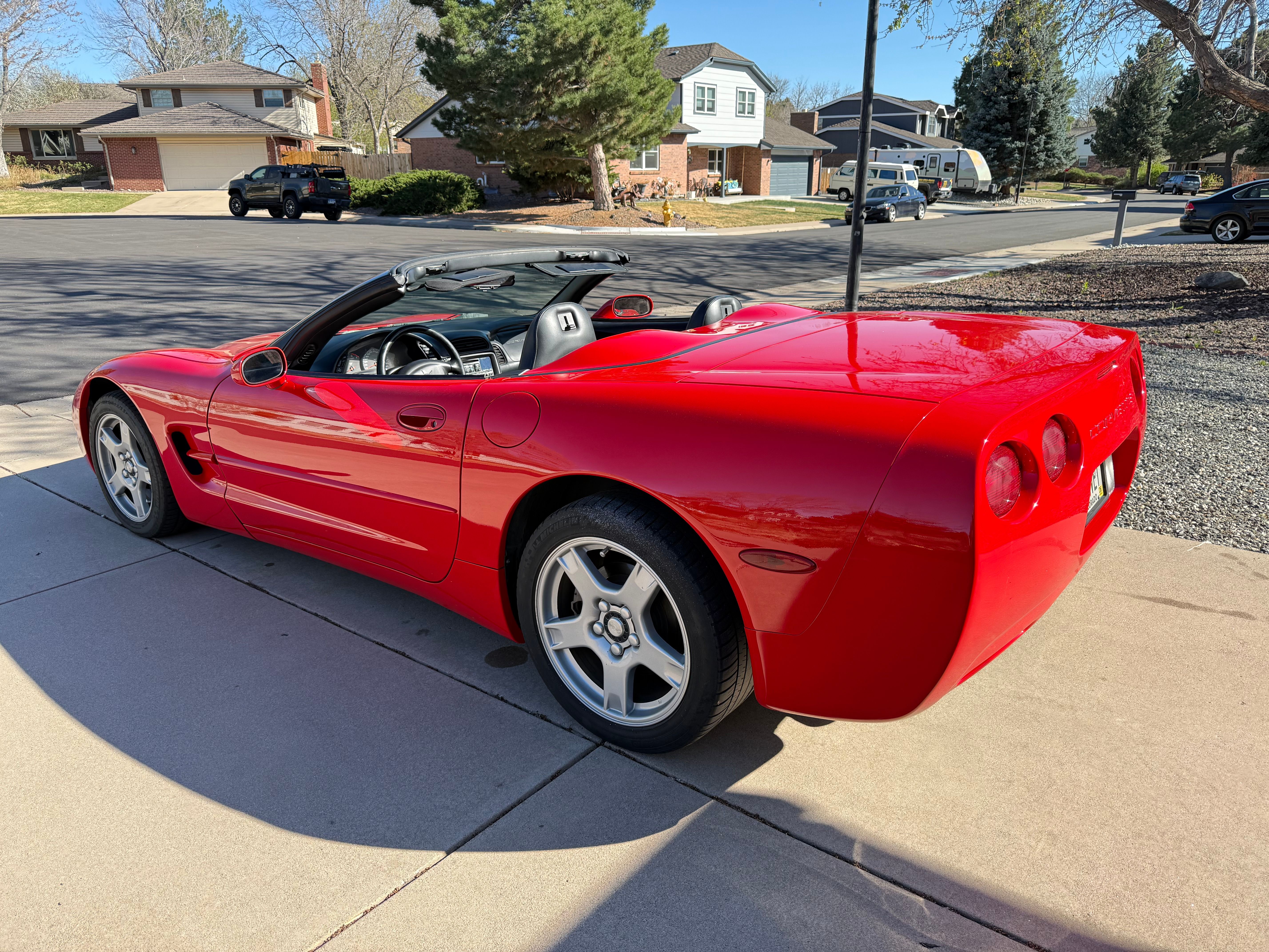 Used 1999 Chevrolet Corvette Convertible w/ Memory Pkg RWD image 4