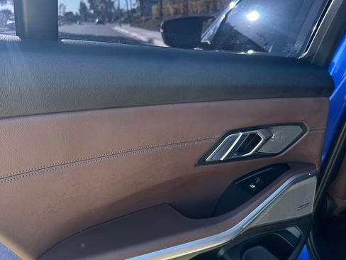 Used 2019 BMW 330i xDrive Sedan w/ M Sport Package image 10