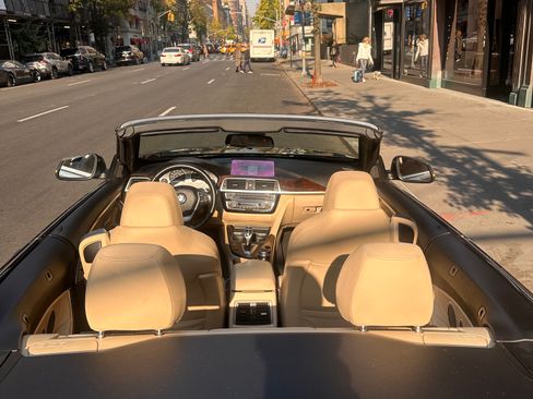 Used 2019 BMW 440i xDrive Convertible w/ Convenience Package image 8