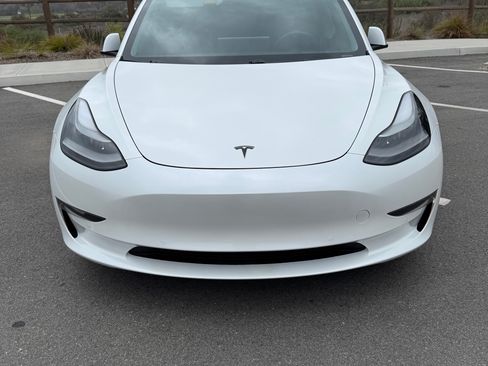Used 2021 Tesla Model 3 Standard Range Plus image 6