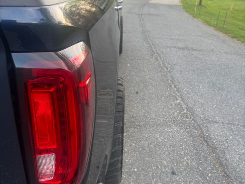 Used 2020 GMC Sierra 1500 Denali w/ Denali Ultimate Package image 5