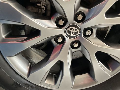 Used 2024 Toyota Grand Highlander AWD Hybrid image 17