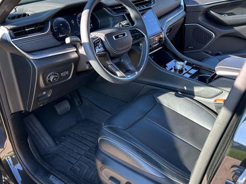 Used 2023 Jeep Grand Cherokee L Overland w/ MOPAR Finishing Package AWD/4WD image 6