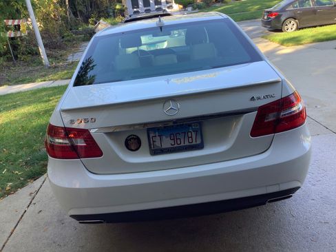 Used 2012 Mercedes-Benz E 350 4MATIC Sedan image 8