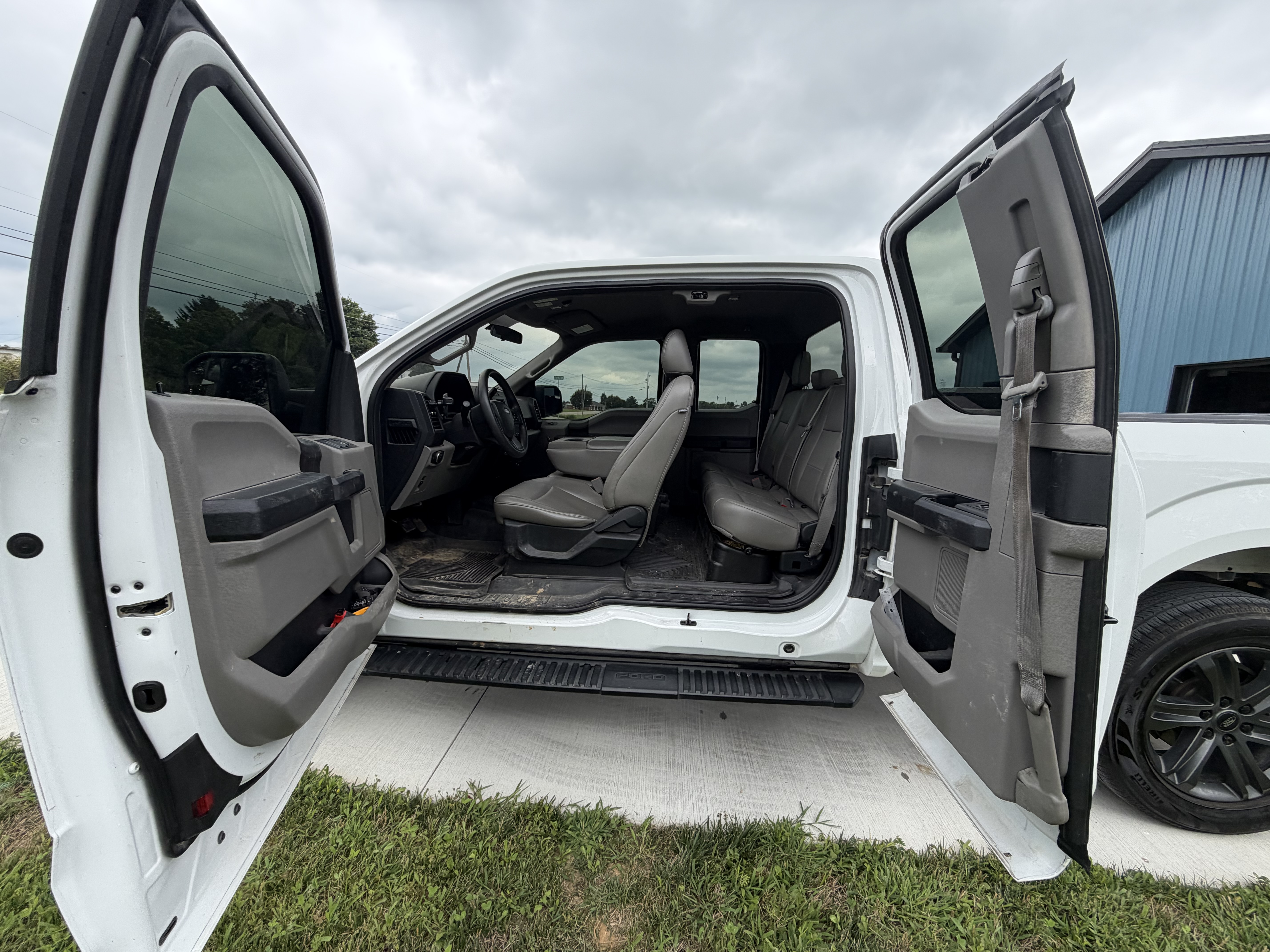 Used 2018 Ford F150 XL w/ Equipment Group 101A Mid AWD/4WD image 9