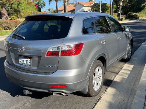 Used 2011 MAZDA CX-9 Touring w/ Moonroof & Bose Audio Pkg FWD image 5