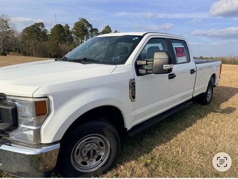Used 2020 Ford F250 XL w/ Power Equipment Group RWD image 12