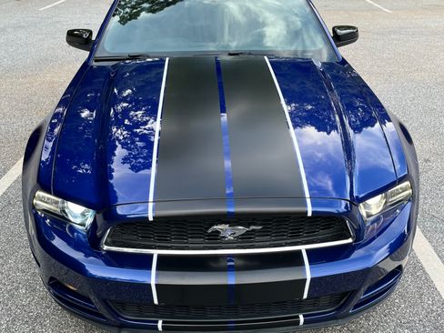 Used 2014 Ford Mustang Coupe w/ Equipment Group 102A RWD image 4